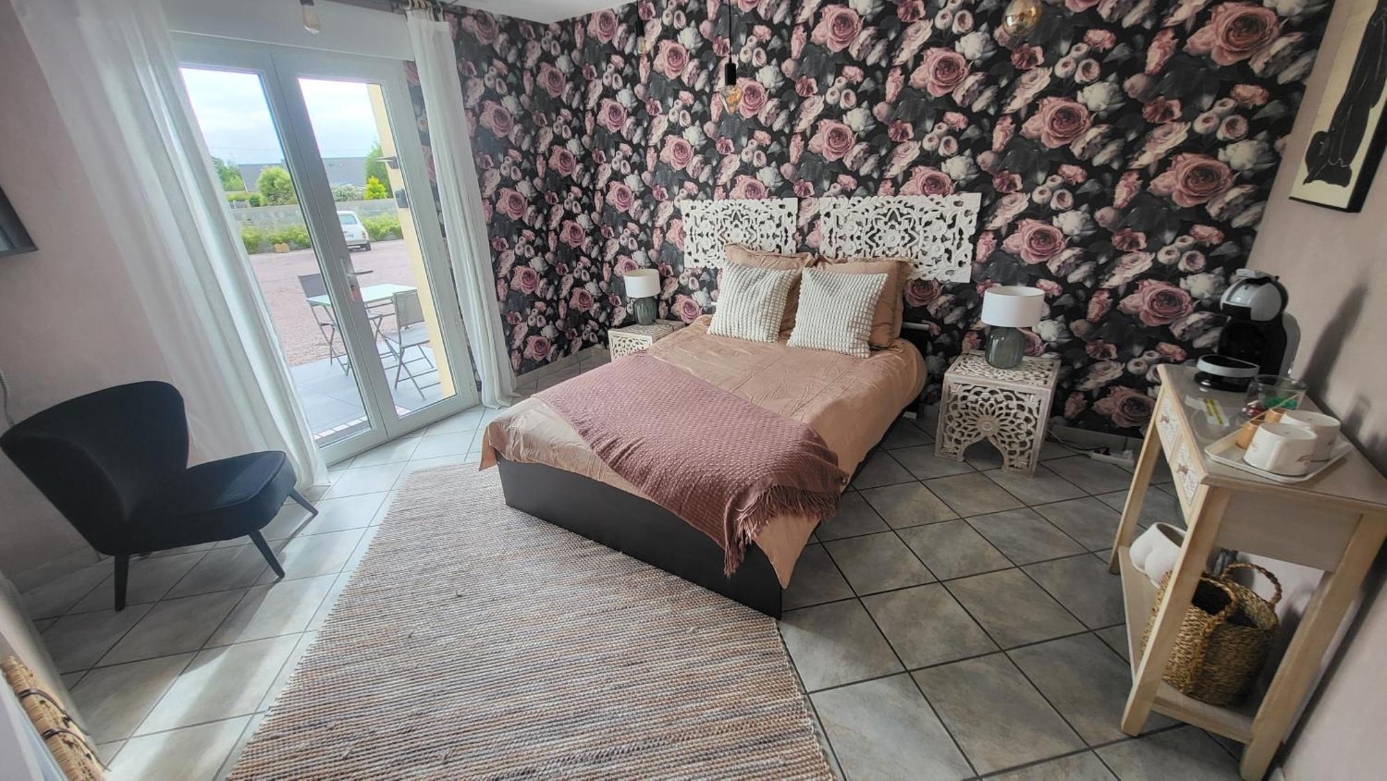 Le Coup De Foudre Bed & Breakfast Le Molay-Littry Eksteriør bilde